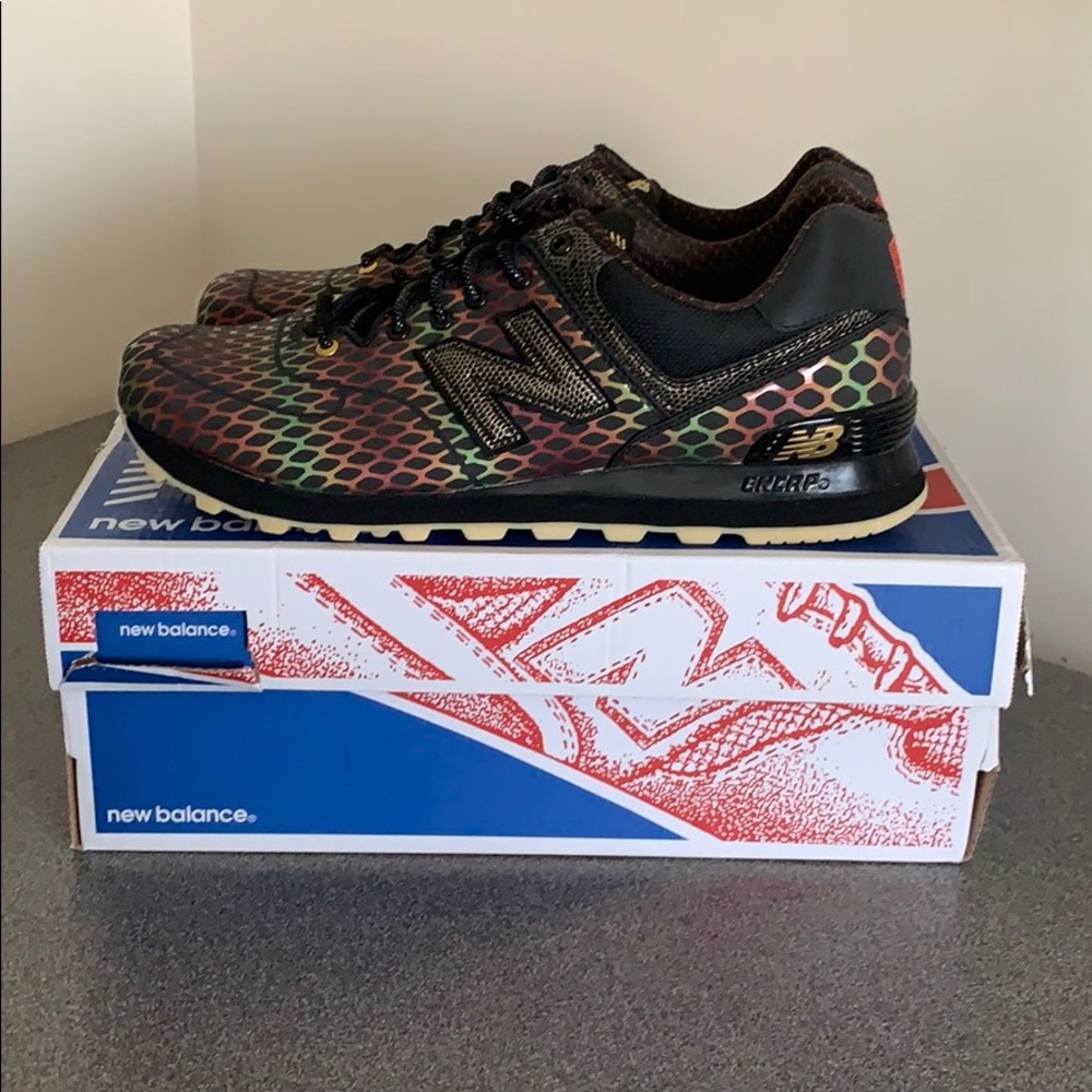New Balance 574 “Year of the Dragon” (10.5)